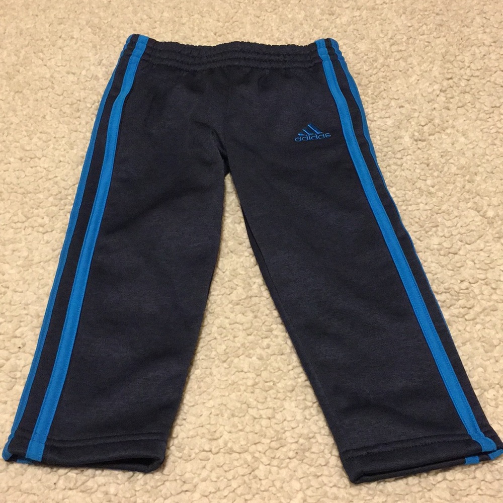 SOLD Adidas 2 Piece Activity Jogger Hoodie Set 2T NEW - Picture 5 of 8